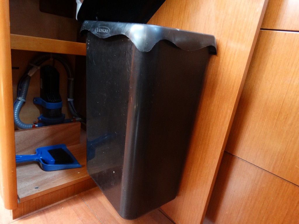 26 dustbin