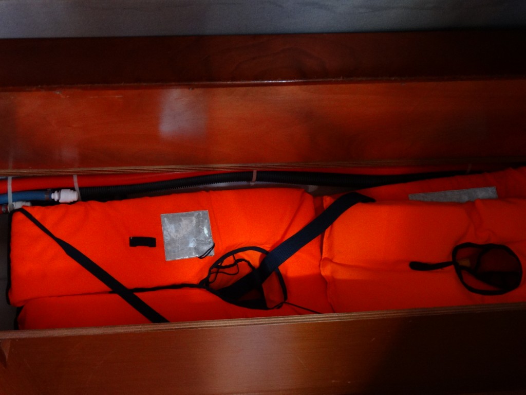 17 lifejackets