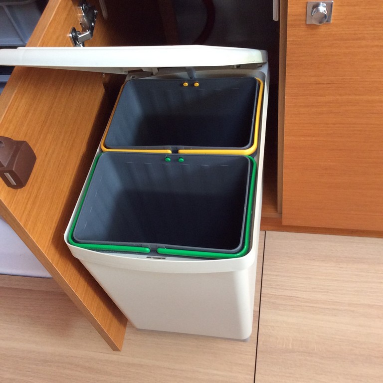 Dustbin