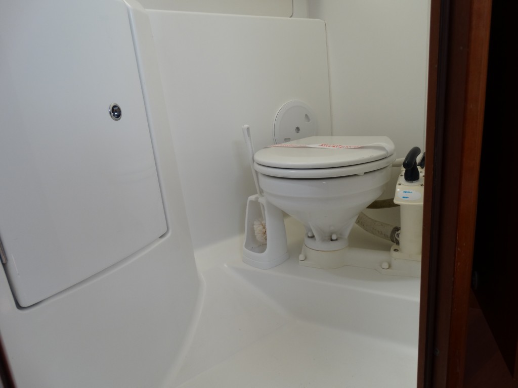 14 wc brush