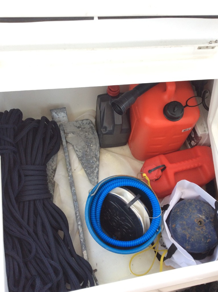 10 bucket, jerrycan for fuel, engine oil funne; and pump for dingy