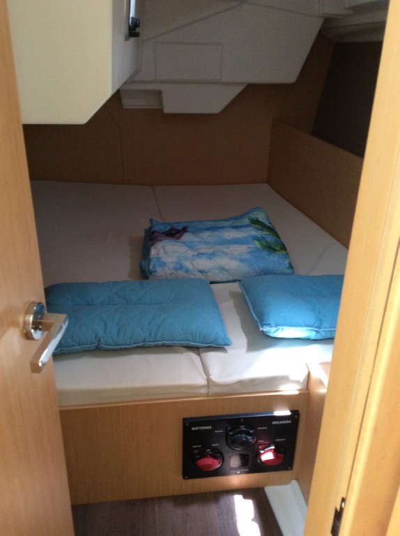 26 linen towels