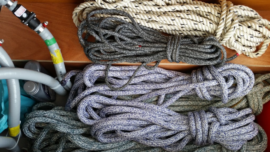 Ashortment ropes