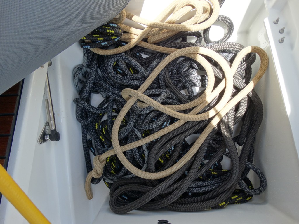 Ashortment ropes