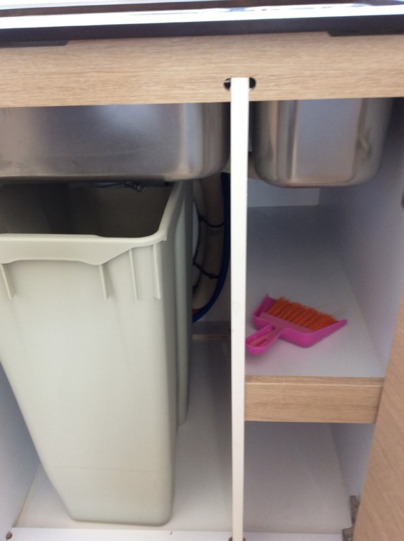 Dustbin