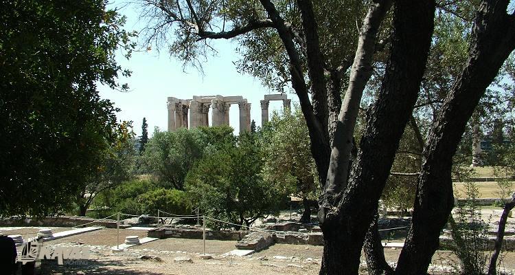 Athens, Olympian Zeus temple