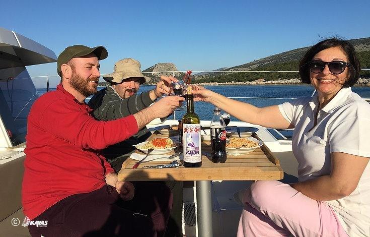 Yacht charter offers