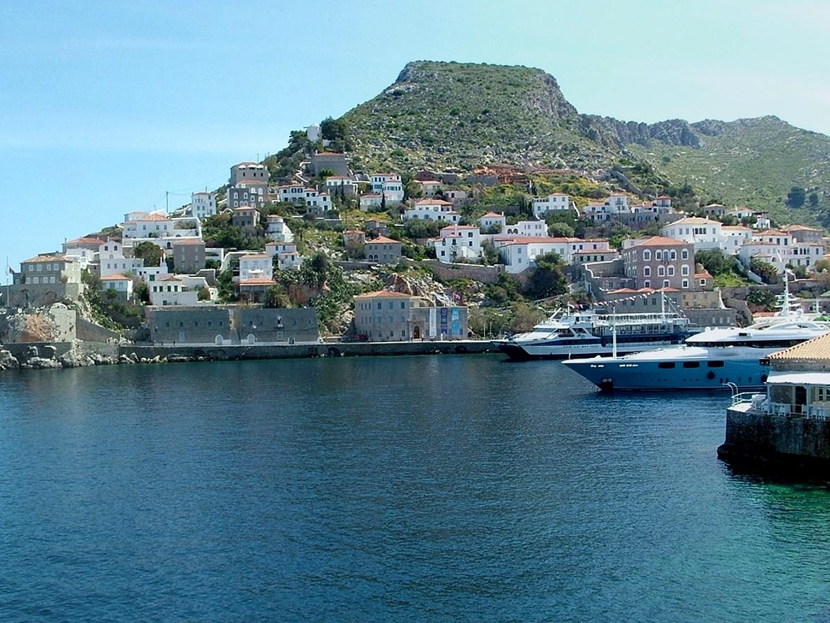 hydra island 04