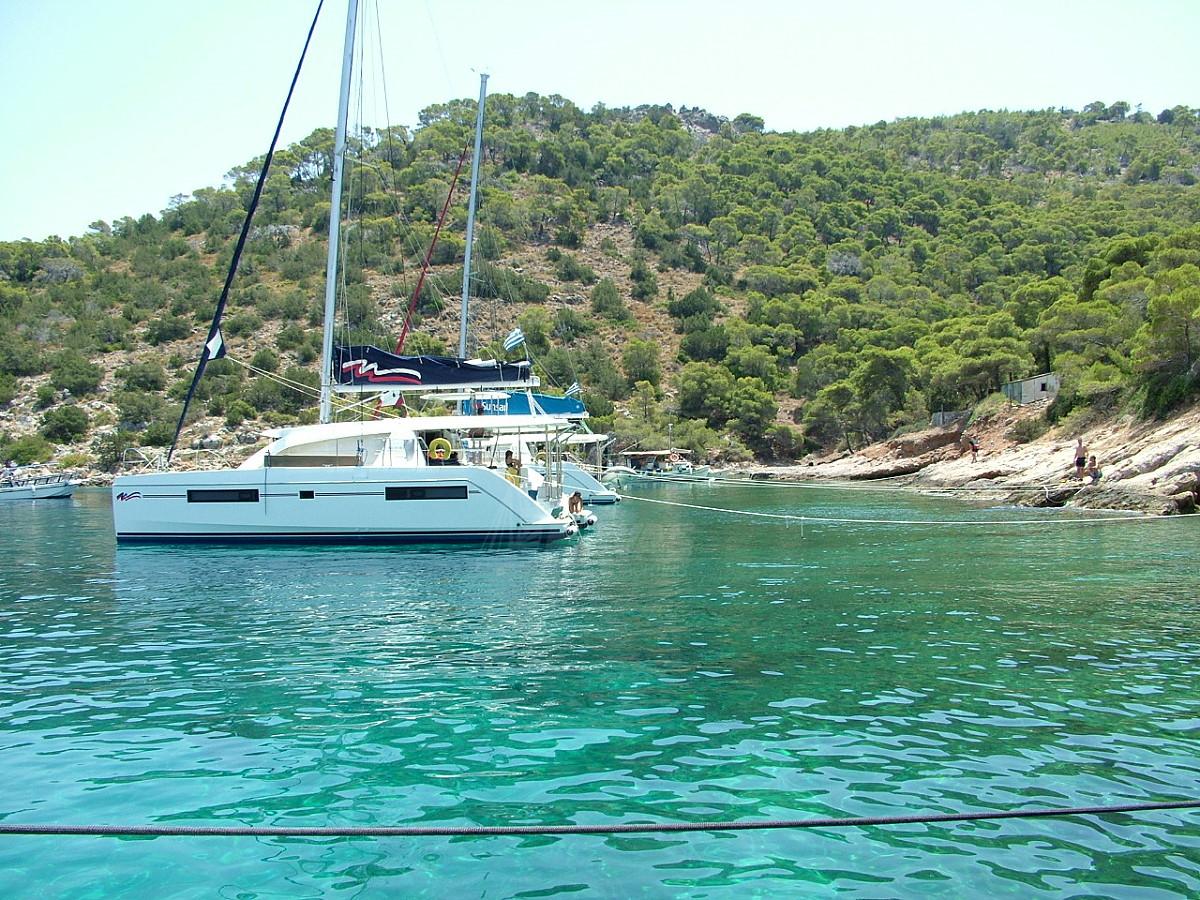 sailing yacht charter hydra